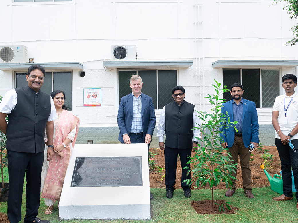 A Talk on Combating Global Warming & Climate Change by Mr. Erik Solheim at Aarupadai Veedu institute of Technology, AV Campus