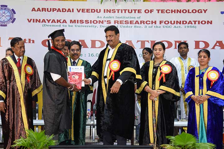 Aarupadai Veedu Institute of Technology student awarded in 17th Graduation Day Celebration 2018
