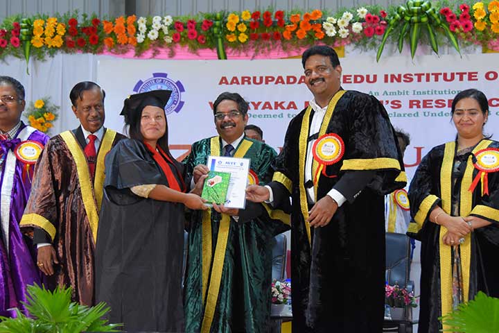 Aarupadai Veedu Institute of Technology student awarded in 17th Graduation Day Celebration
