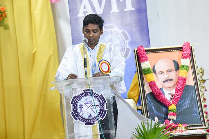 Addressing in 17th Aarupadai Veedu Institute of Technology Graduation Day Celebration
