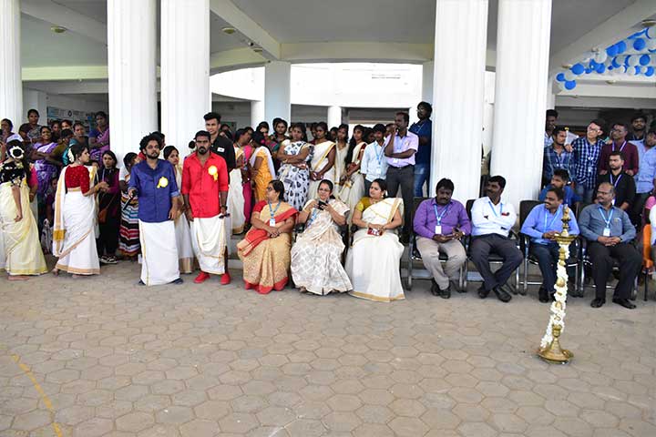 Onam festival has been celebrated by Aarupadai Veedu Institute of Technology students
