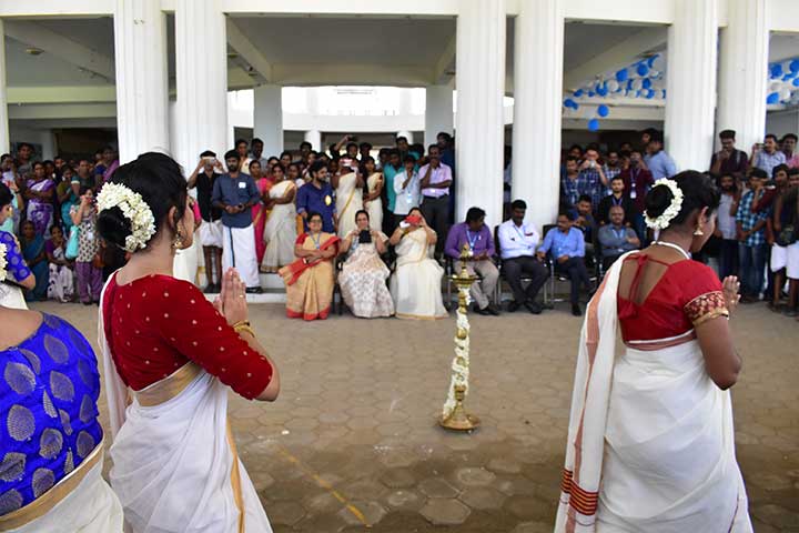 AVIT girl students celebrating onam festival 2018
