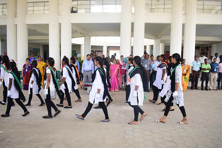Republic day 2019 parade by Aarupadai Veedu Institute of Technology students
